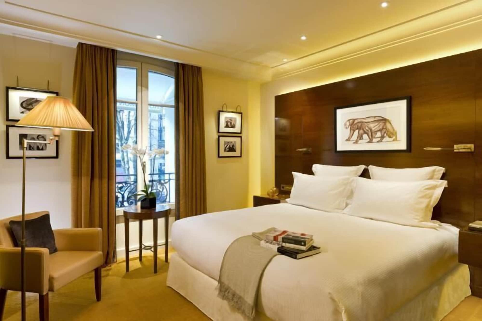 Hotel Montaigne Paris Dış mekan fotoğraf