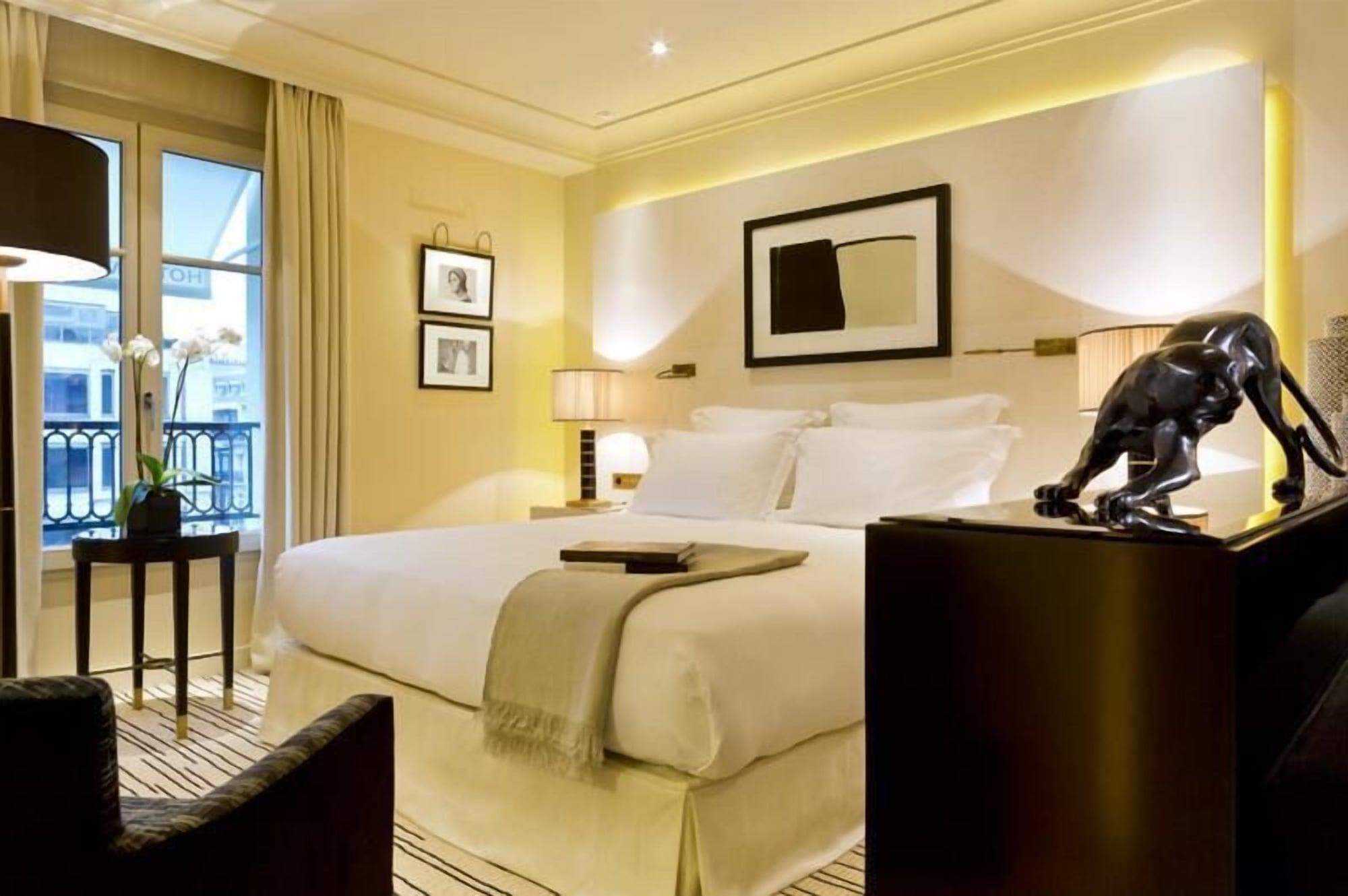 Hotel Montaigne Paris Dış mekan fotoğraf