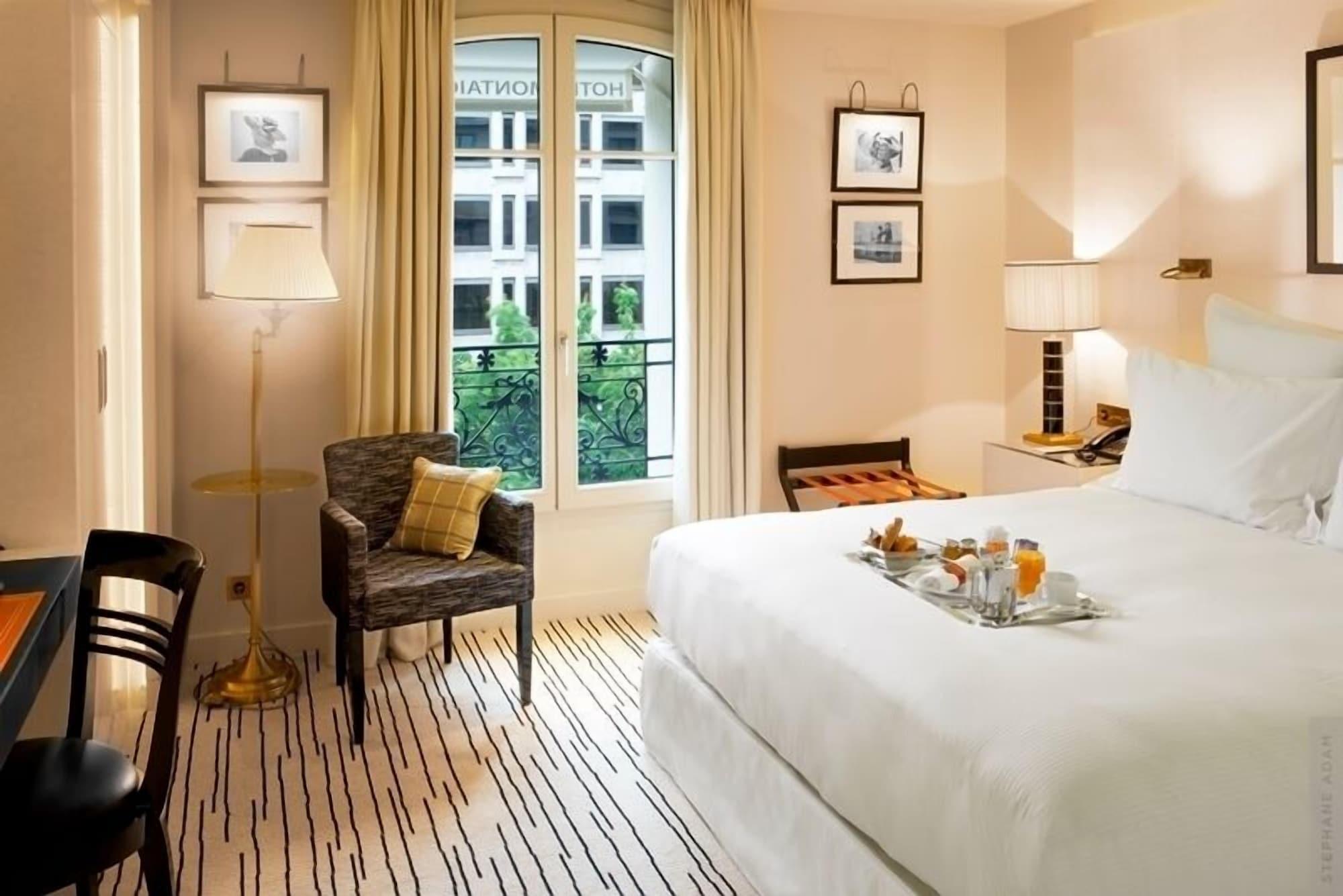 Hotel Montaigne Paris Dış mekan fotoğraf