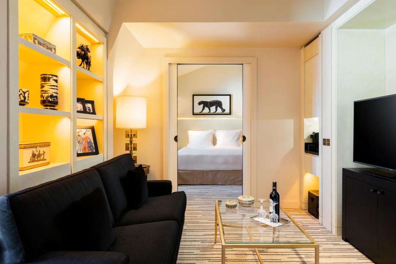 Hotel Montaigne Paris Dış mekan fotoğraf