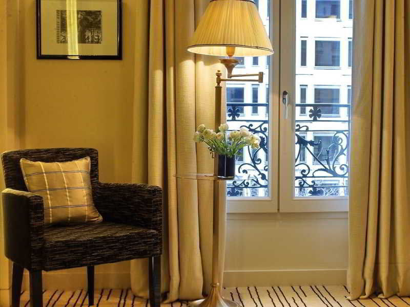 Hotel Montaigne Paris Dış mekan fotoğraf